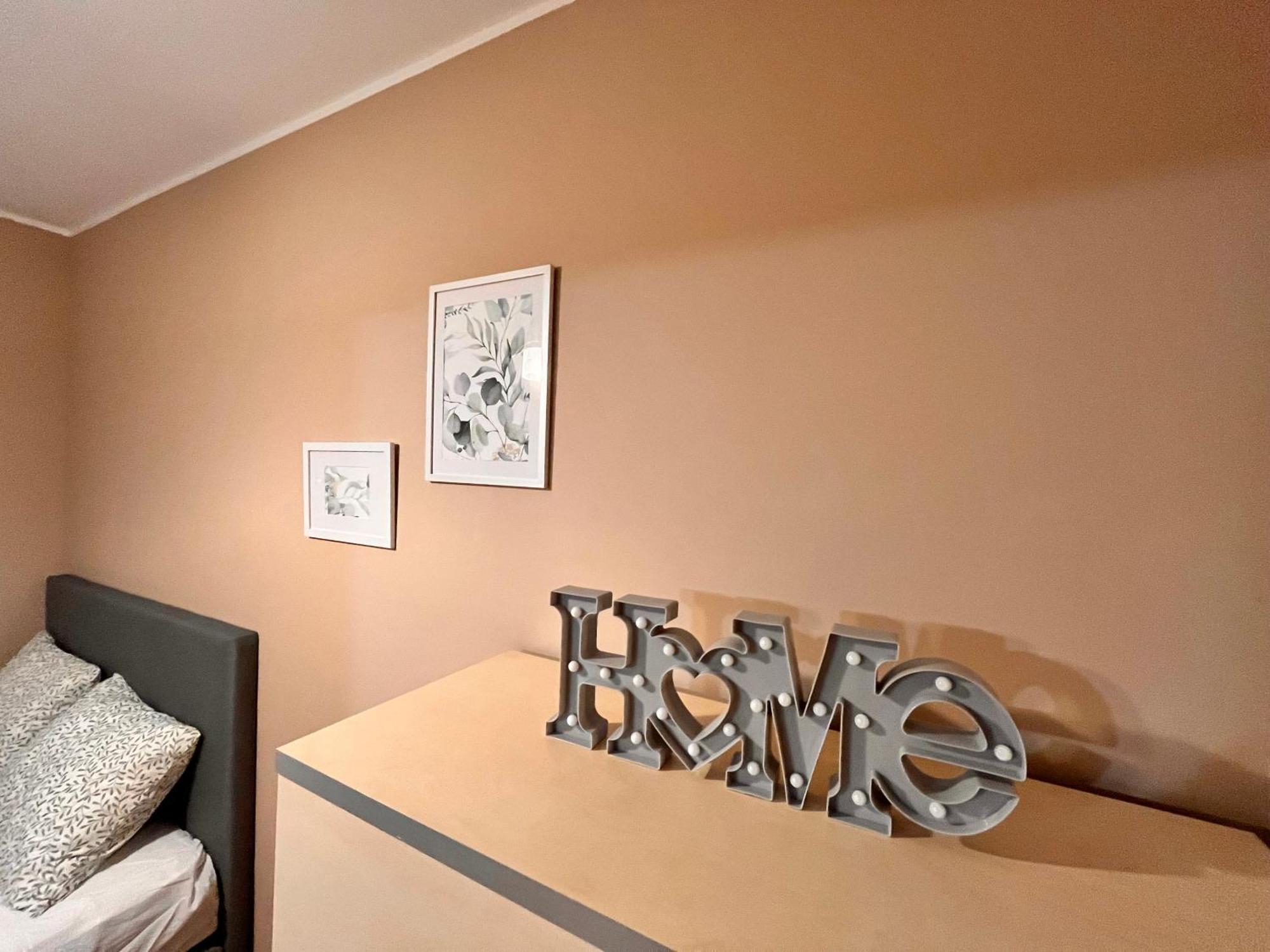 Apartament Roentgena 16 Przy Centrum Onkologii I Klinice Novum ワルシャワ エクステリア 写真