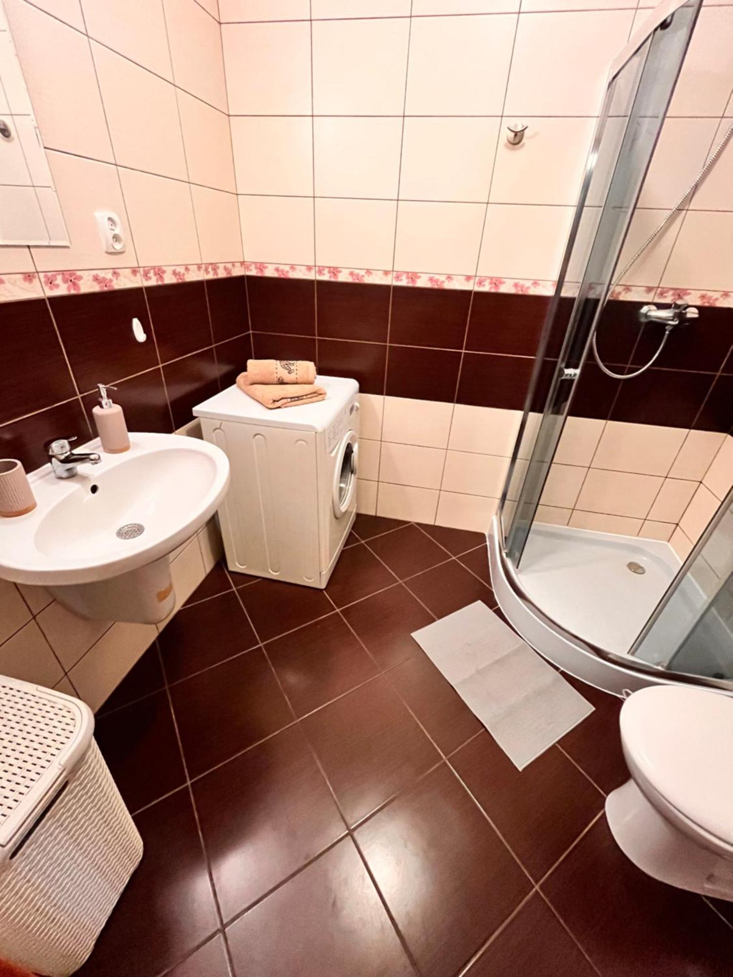 Apartament Roentgena 16 Przy Centrum Onkologii I Klinice Novum ワルシャワ エクステリア 写真