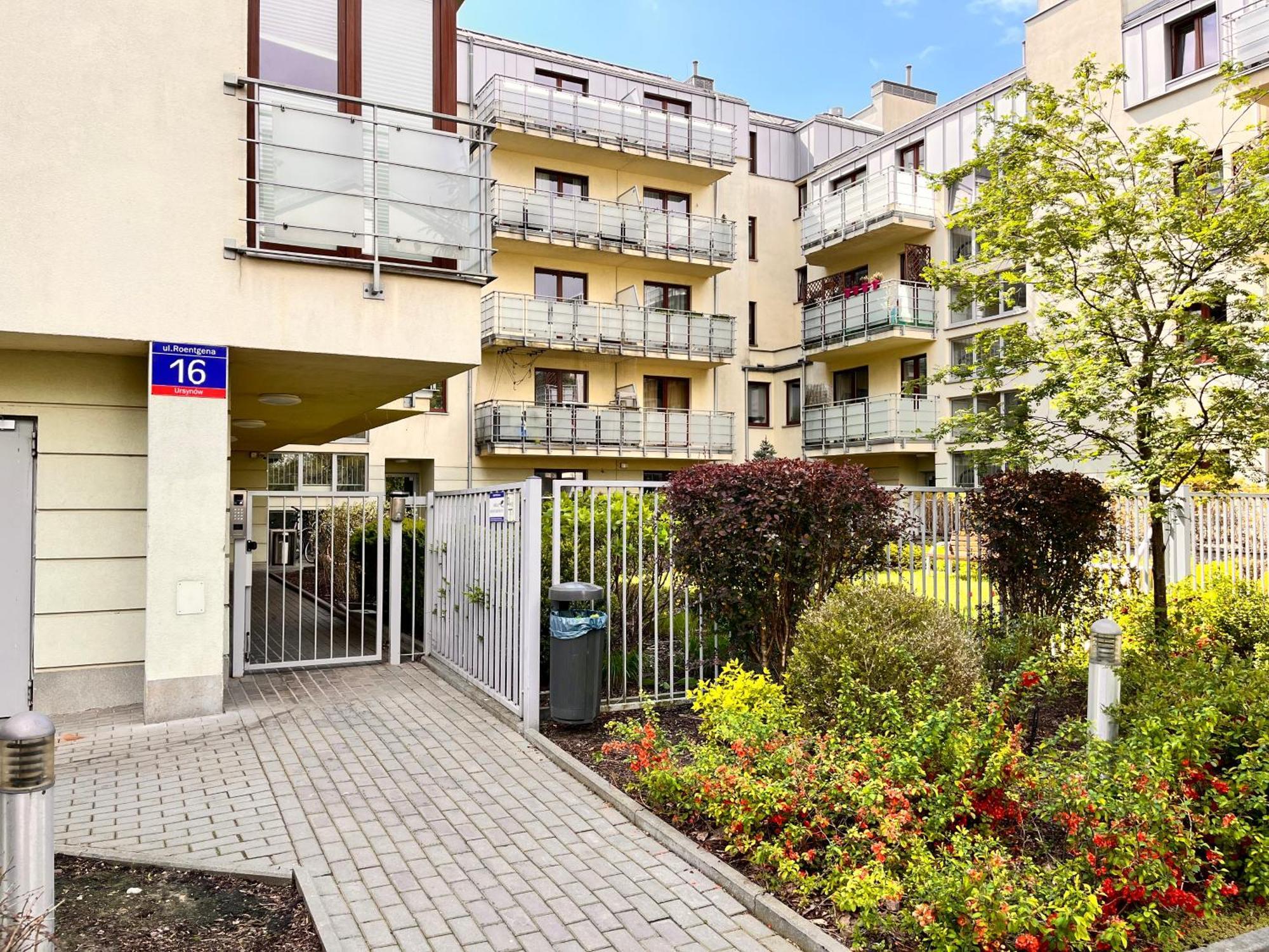 Apartament Roentgena 16 Przy Centrum Onkologii I Klinice Novum ワルシャワ エクステリア 写真